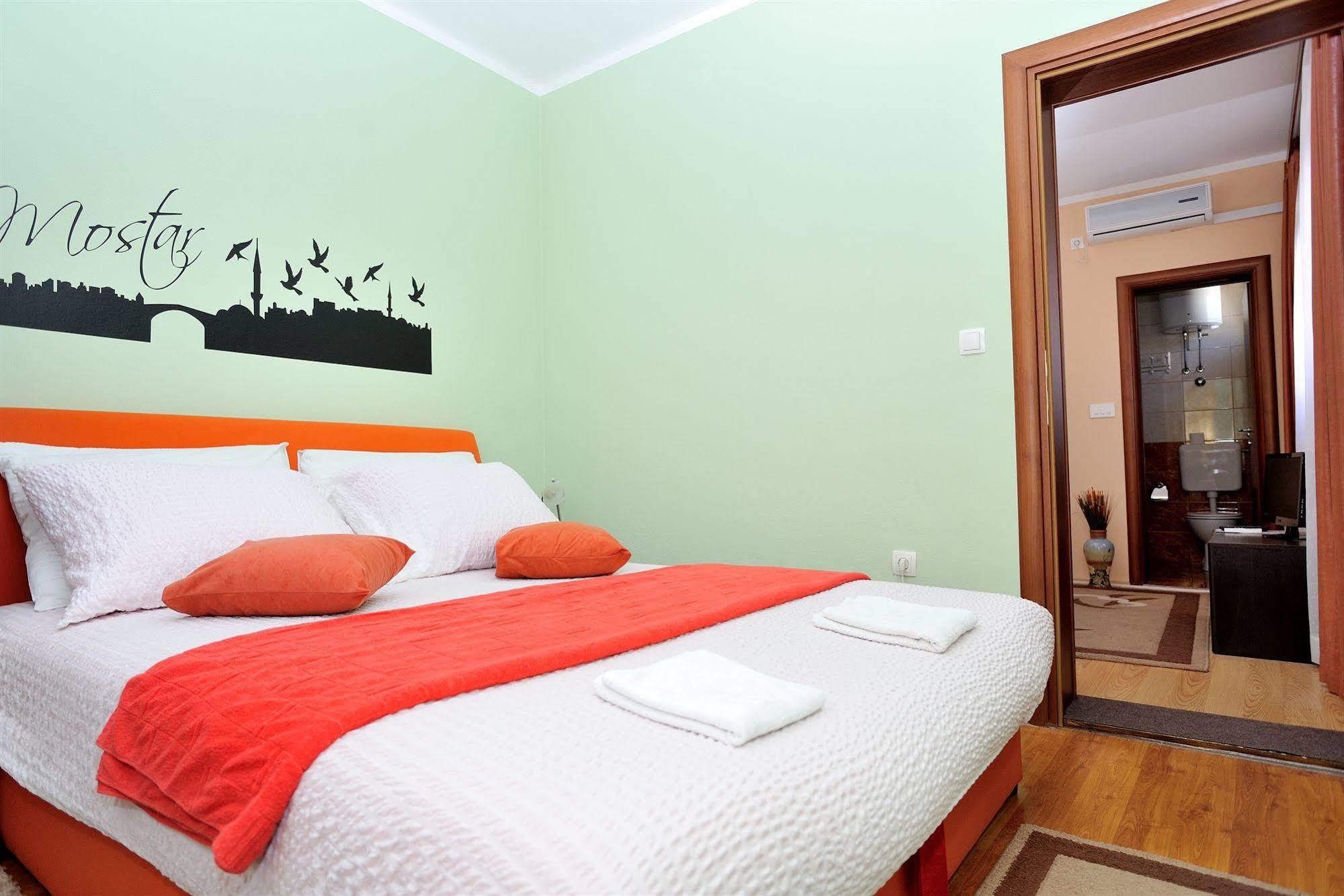 Pansion Villa Nur Mostar Buitenkant foto