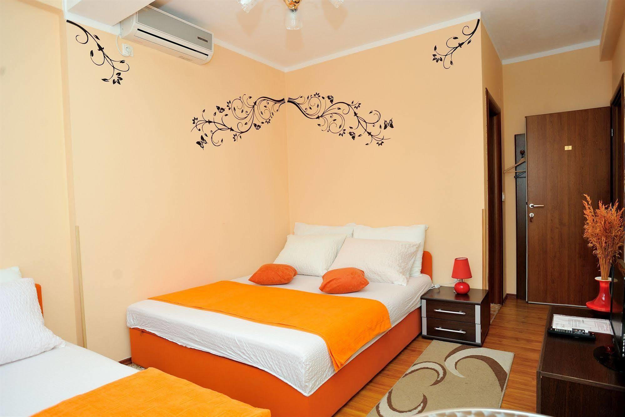 Pansion Villa Nur Mostar Buitenkant foto